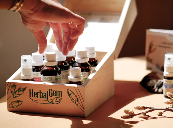 HerbalGem - Del árbol a la botella